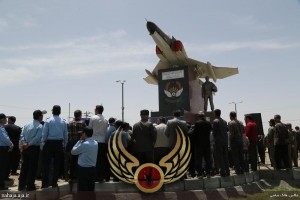 ماکت هواپیما اف 4 در سایز واقعی